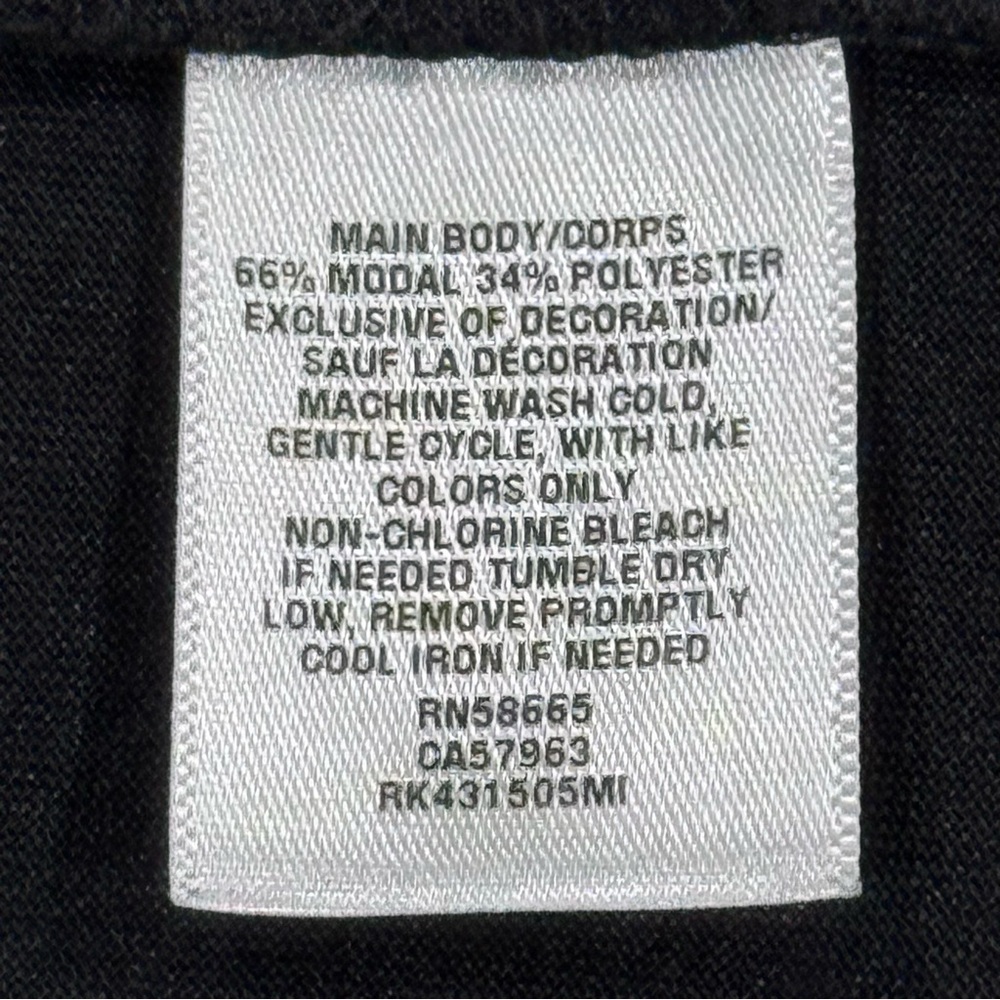 Women's Black Spaghetti Strap V-Neck Camisole Top in Size Small - Picture 3 of 8